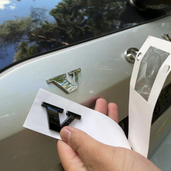 VOLVO emblem for the trunk lid • Black / Silver • With template