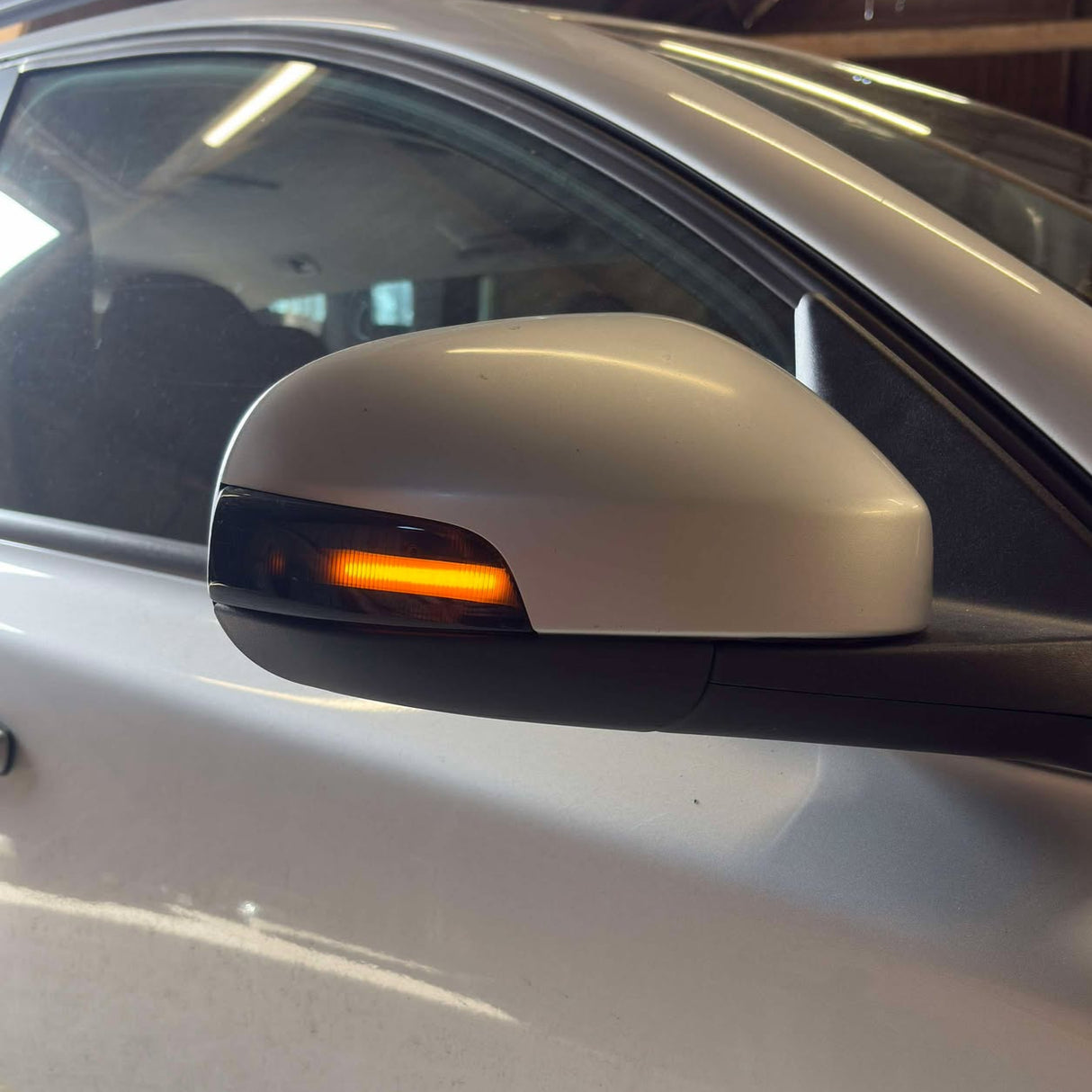 Dynamiska Led blinkers till Volvo V70N, V70II V50 mm