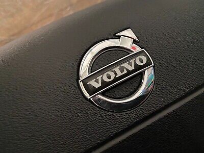 Volvo Ratt-Emblem • Svart & Blå • 11x47mm • Till flera modeller