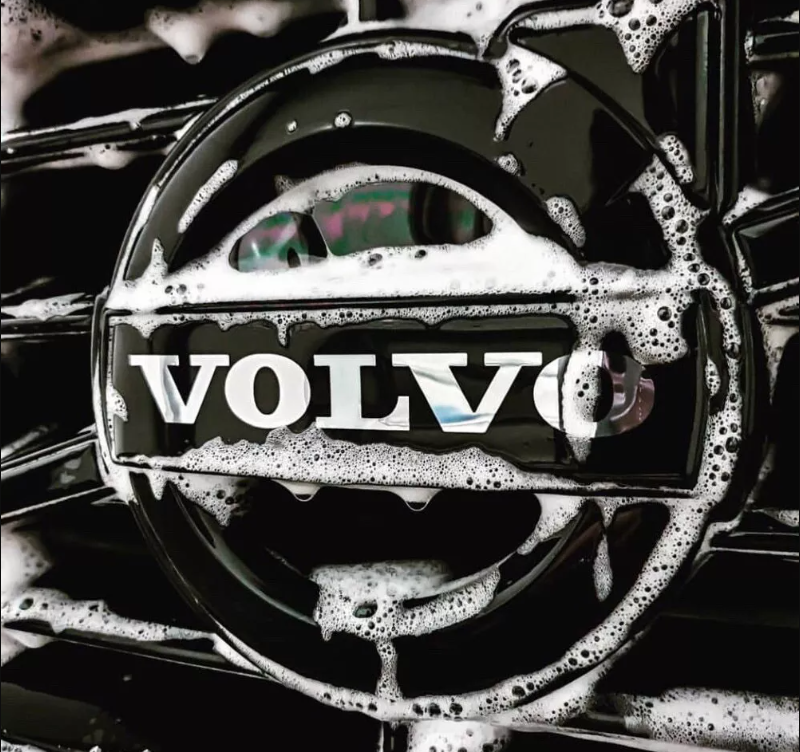 Volvo Grill-Emblem • Svart & Blå • Till flera modeller
